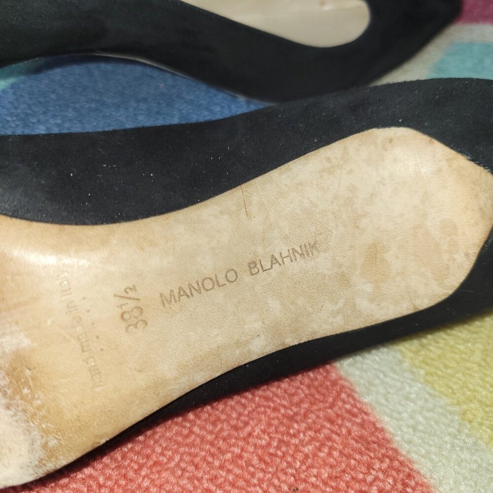 Manolo Blahnik Black Suede Pointed Toe Kitten Heel Pumps - Picture 5 of 5